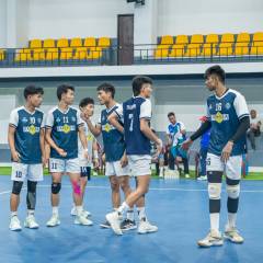 PRO VOLLEYBALL: Team